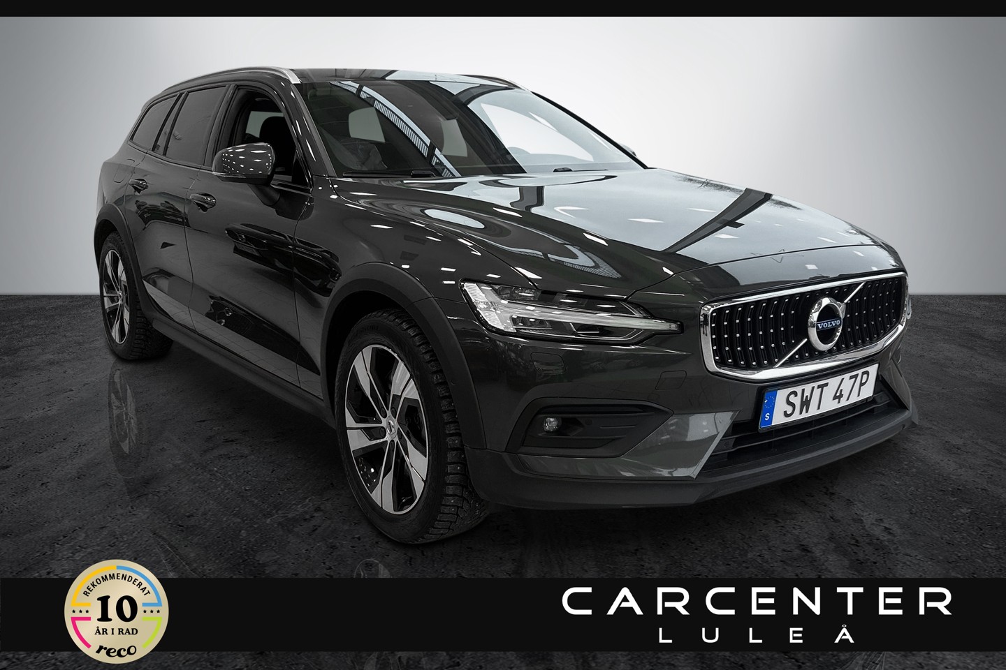 Volvo V60 Cross Country B4 AWD 197Hk 2022 339900:-